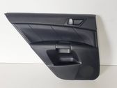 Moldura del tarjetero de la puerta trasera