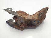 Gearbox mounting bracket