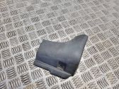Side skirt front trim