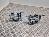 Tailgate/trunk/boot hinge