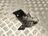 Fender mounting bracket