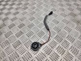 Altavoz de alta frecuencia en la puerta delantera