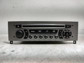 Radio / CD-Player / DVD-Player / Navigation