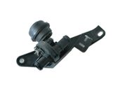 Engine mount vacuum valve