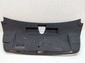 Moldura de la puerta trasera