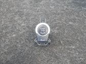 Bouton poussoir de démarrage du moteur
