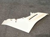(C) garniture de pilier