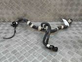 Tuyau de liquide de refroidissement moteur