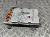 Inversor/convertidor de voltaje