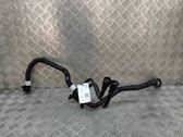 Tuyau de liquide de refroidissement moteur