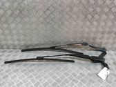 Windshield/front glass wiper blade