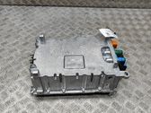 Inversor/convertidor de voltaje