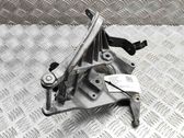 Engine mounting bracket