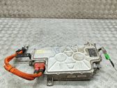 Inversor/convertidor de voltaje