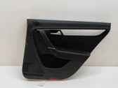 Moldura del tarjetero de la puerta trasera