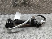 Tuyau de liquide de refroidissement moteur
