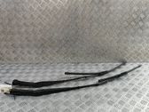 Windshield/front glass wiper blade