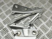 Engine bonnet/hood hinges
