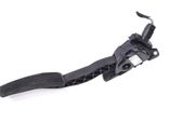 Accelerator throttle pedal