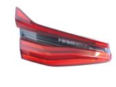 Tailgate rear/tail lights