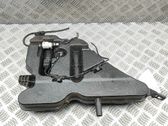 Windshield washer fluid reservoir/tank
