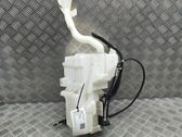 Windshield washer fluid reservoir/tank