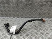 Tuyau de liquide de refroidissement moteur