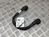 Tuyau de liquide de refroidissement moteur