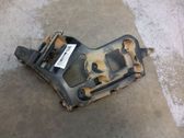 Rear bumper mounting bracket