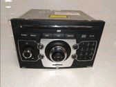 Radio / CD-Player / DVD-Player / Navigation