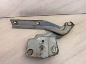 Engine bonnet/hood hinges