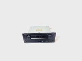 Radio / CD-Player / DVD-Player / Navigation