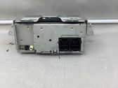 Radio / CD-Player / DVD-Player / Navigation