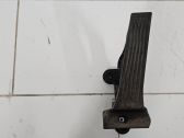 Accelerator throttle pedal