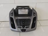 Head unit multimedia control