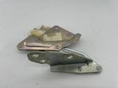 Engine bonnet/hood hinges