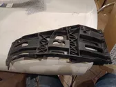 Front bumper mounting bracket