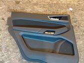 Moldura del tarjetero de la puerta trasera