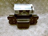 Engine mount bracket