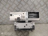 Radio/CD/DVD/GPS head unit