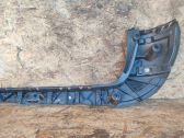 Rear bumper mounting bracket