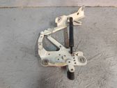 Engine bonnet/hood hinges