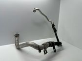 Tuyau de liquide de refroidissement moteur