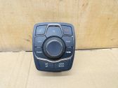 Head unit multimedia control