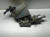 Master brake cylinder