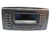 Radio/CD/DVD/GPS-pääyksikkö