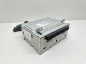Radio / CD-Player / DVD-Player / Navigation