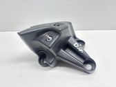 Rear bumper mounting bracket