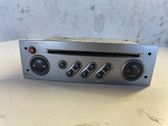 Radio/CD/DVD/GPS-pääyksikkö