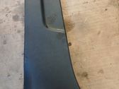 B-pilarin verhoilu (alaosa)